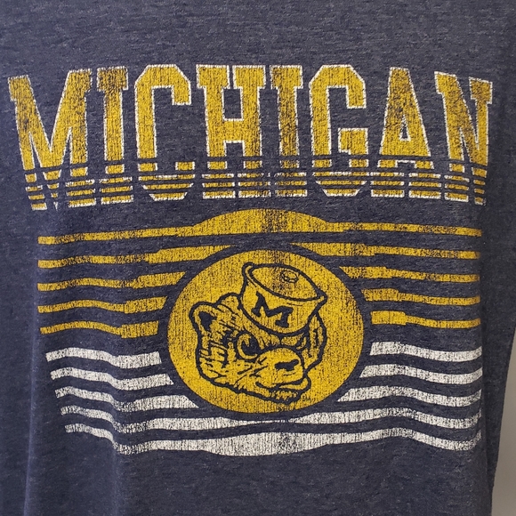 Michigan University Retro Small T-Shirt - Picture 2 of 6